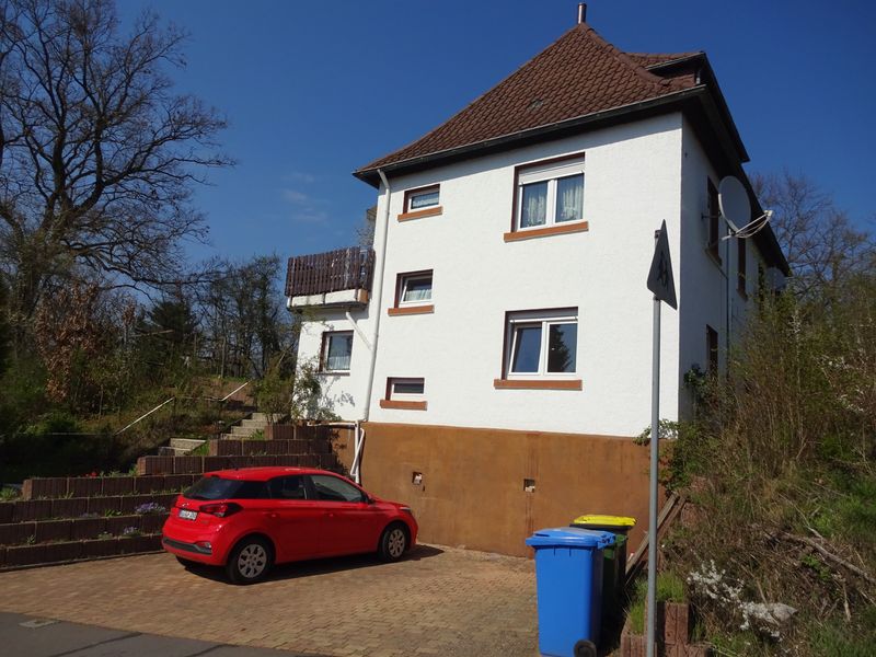 Einfamilienhaus mit großem Grundstück in Laubach Schwendt & Rauschel
