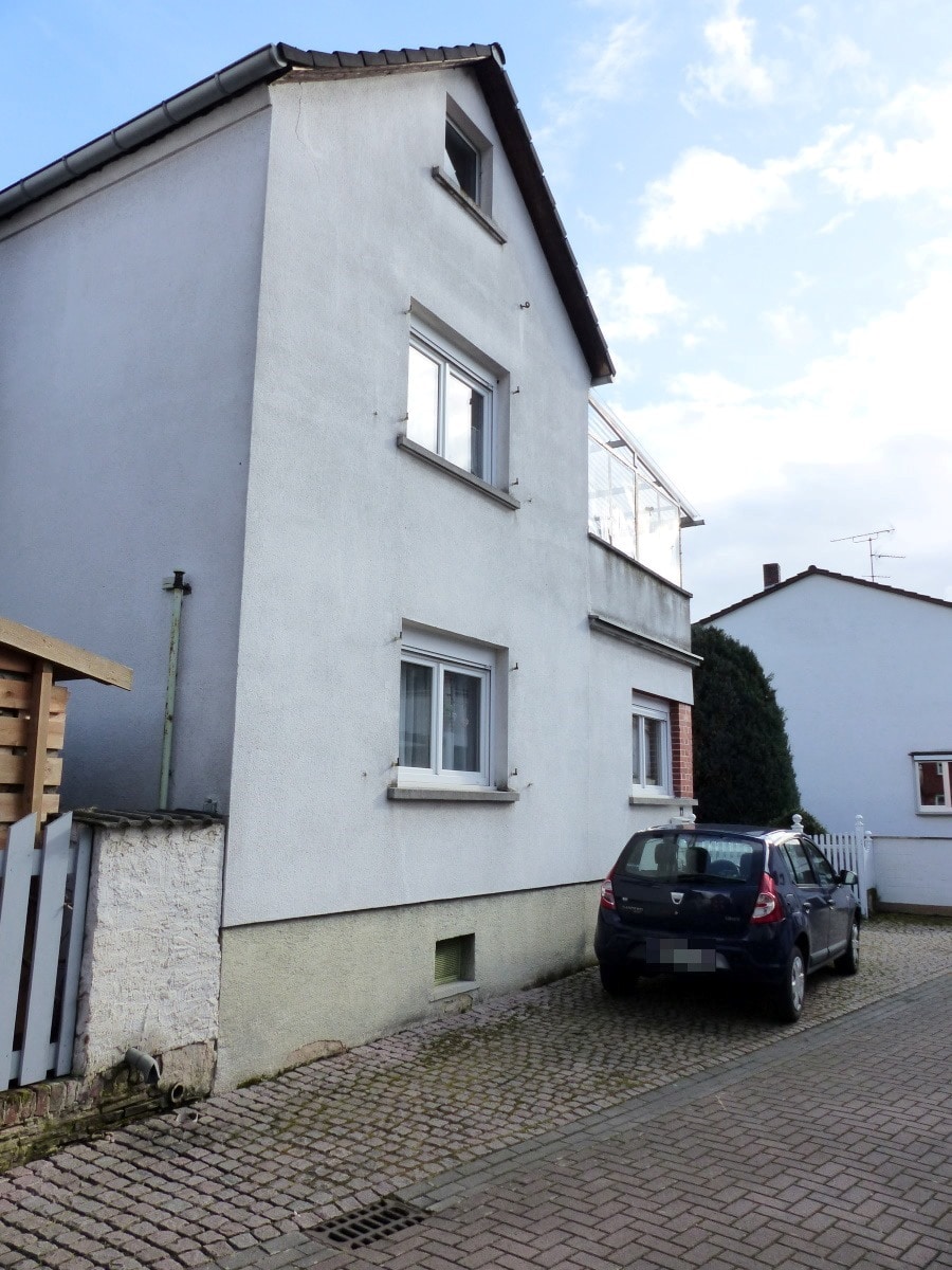 Einfamilienhaus mit Garage und Terrasse in OberRosbach