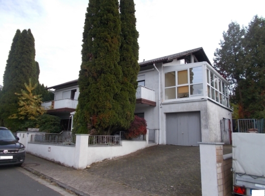 Landhaus mit Platz in Hirzenhain-Glashütten