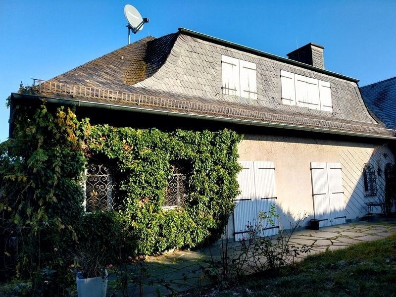 Real Estate Title Image Background