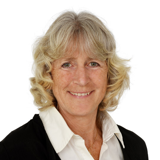 Nicole Bremen | Immobilienmaklerin | Schwendt & Rauschel Immobilien | Standort Friedberg